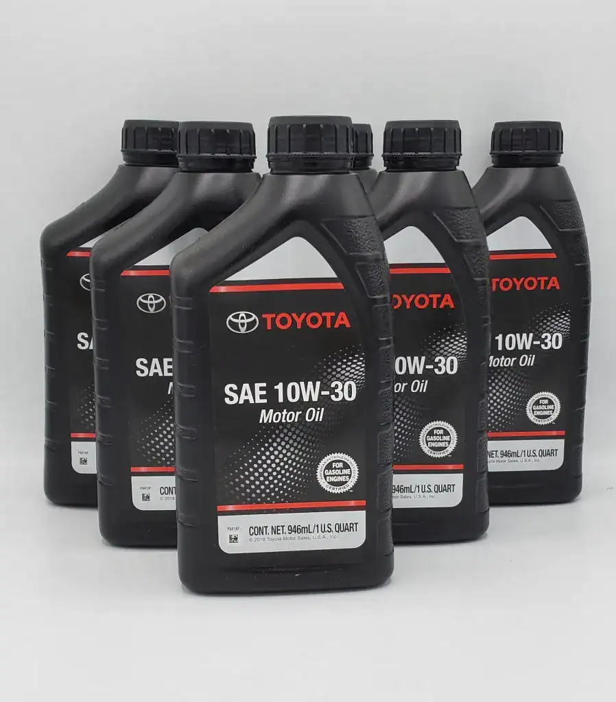 Toyota SAE 10W-30 Synthetic Blend Motor Oil Quart Bottles